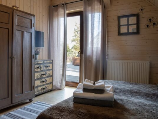 DMUCHOPTASZKI - Galeria, zdjęcie: pokoje nad jeziorem Serwy - SIRVIS - Suwalszczyzna