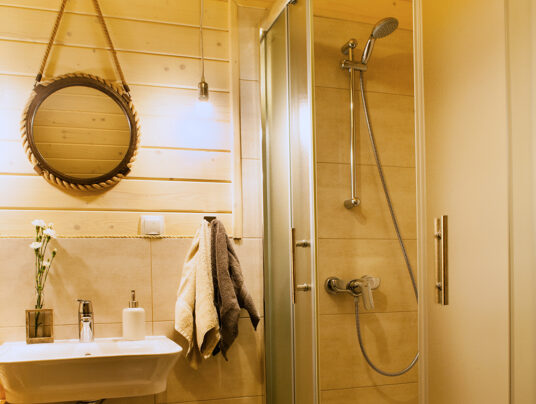 BIEDROSÓWKI - Galeria, zdjęcie: pokoje nad jeziorem Serwy - SIRVIS - Suwalszczyzna