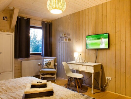 BIEDROSÓWKI - Galeria, zdjęcie: apartamenty nad jeziorem Serwy - SIRVIS - Suwalszczyzna