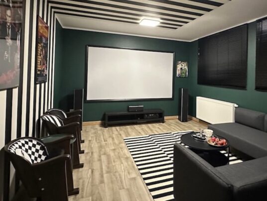 SIRVIS na niepogodę, zdjęcie: sala kinowa - SIRVIS - Suwalszczyzna